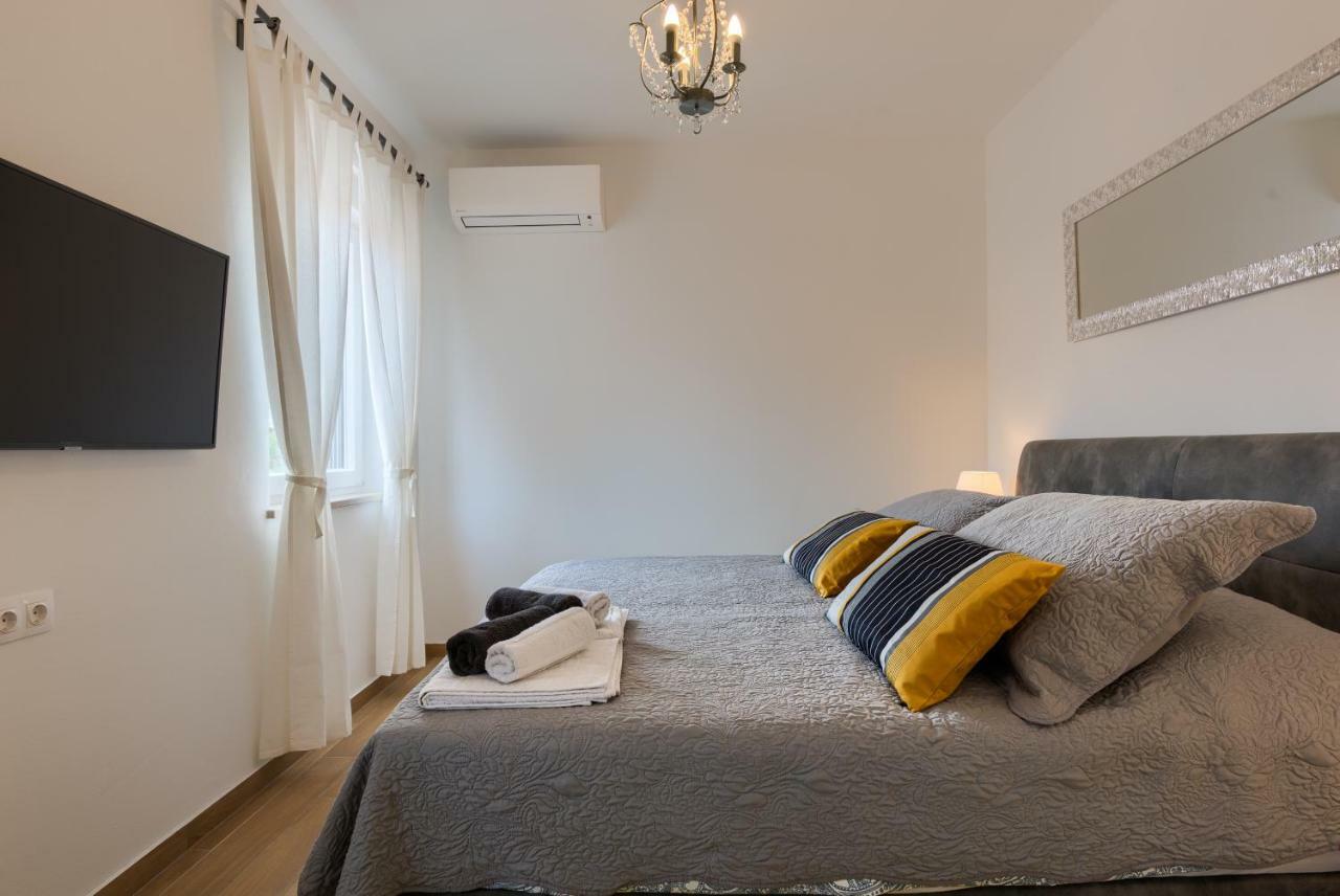 Apartments Dream In Arena 2 Pula Center Free Parking 外观 照片